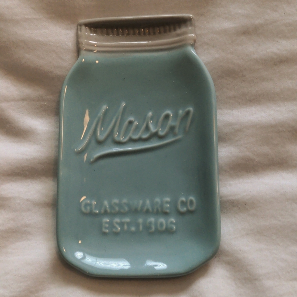 Spoon rest from world market